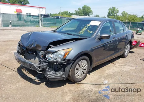 2011 Honda Accord 2.4 Lx z USA, uszkodzony, nr VIN 1HGCP2F33BA138572